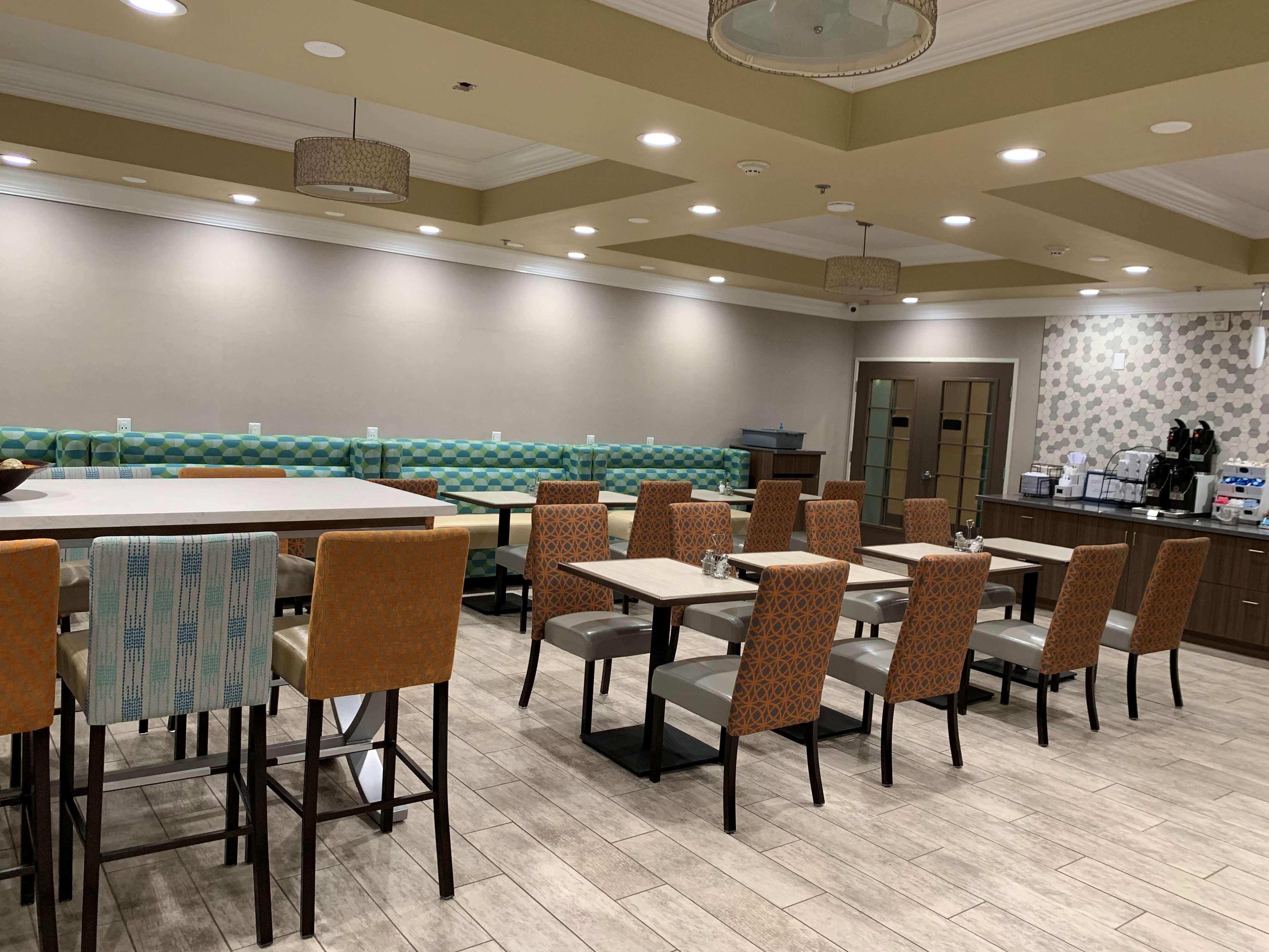 Best Western Plus Wasco Inn & Suites Exterior photo